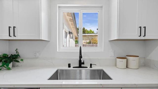 6231 Amesbury Street, San Diego, CA 92114