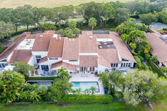 2379 Windsor Way Court, Wellington, FL 33414