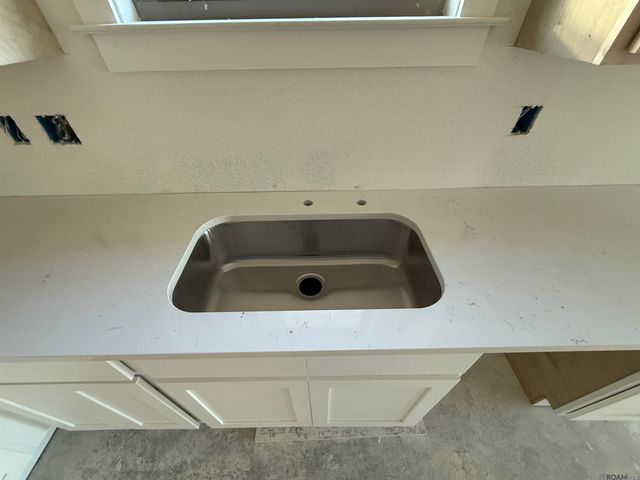 12860 St Lucia Dr, Maurepas, LA 70449