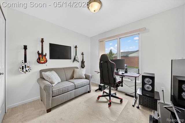 6020 N Newburgh Road, Westland, MI 48185