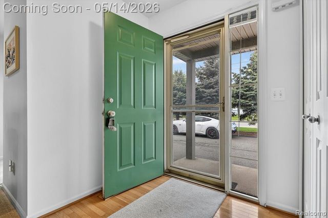 6020 N Newburgh Road, Westland, MI 48185