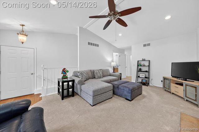 6020 N Newburgh Road, Westland, MI 48185
