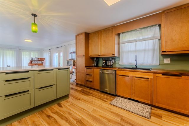 656 S Main Street, Upland, IN 46989