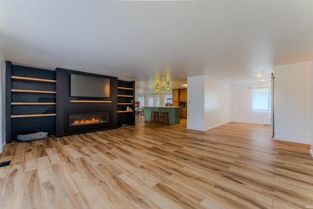 656 S Main Street, Upland, IN 46989