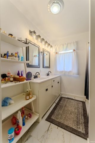 656 S Main Street, Upland, IN 46989