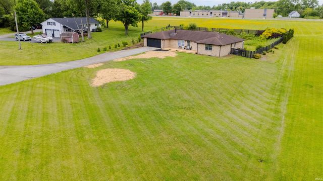 656 S Main Street, Upland, IN 46989