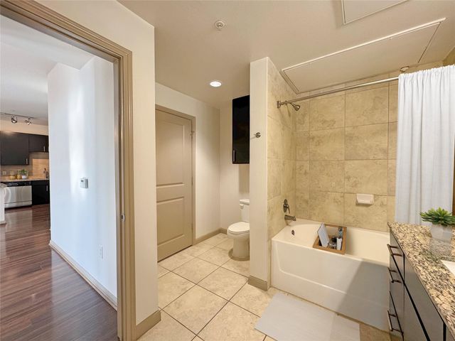 2700 Brazos Street 4201, Houston, TX 77006