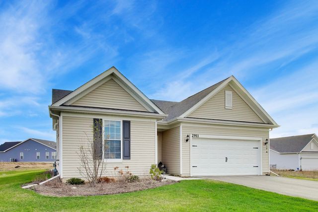 2911 Briargate Drive, Lindenhurst, IL 60046