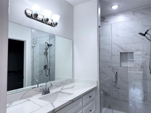 10829 Deaf Smith Street, La Porte, TX 77571