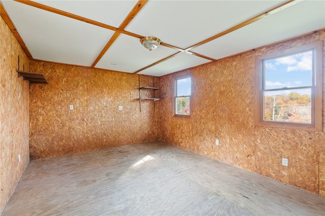 7639 Cardinal Road, Wolcott, NY 14590