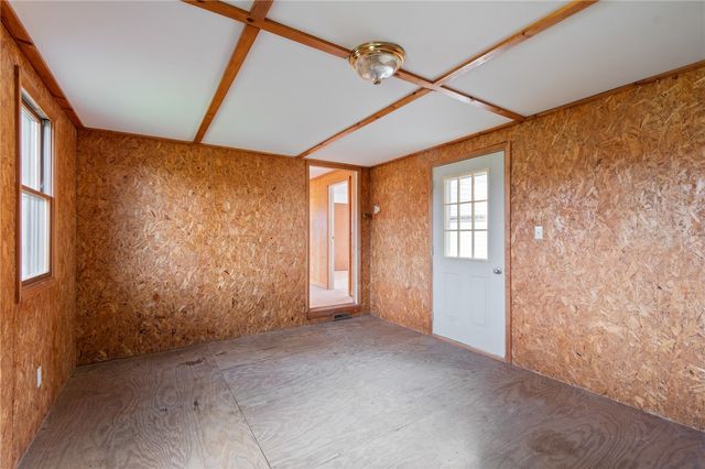 7639 Cardinal Road, Wolcott, NY 14590