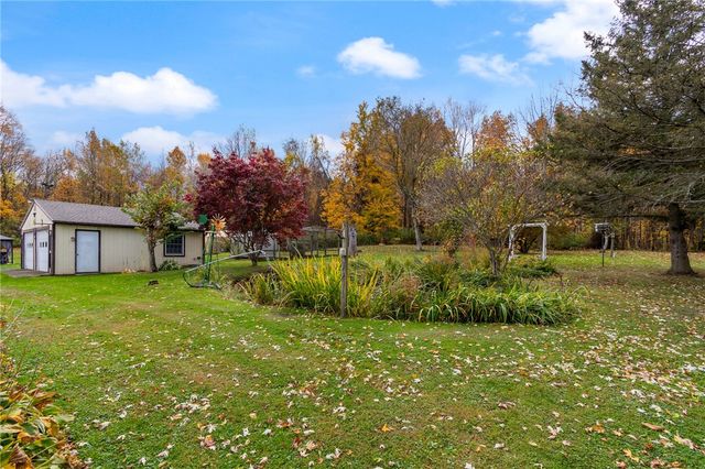 7639 Cardinal Road, Wolcott, NY 14590