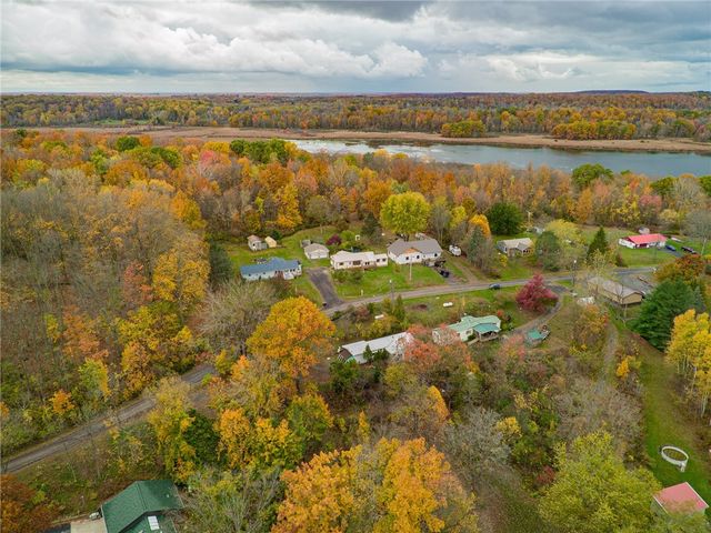 7639 Cardinal Road, Wolcott, NY 14590