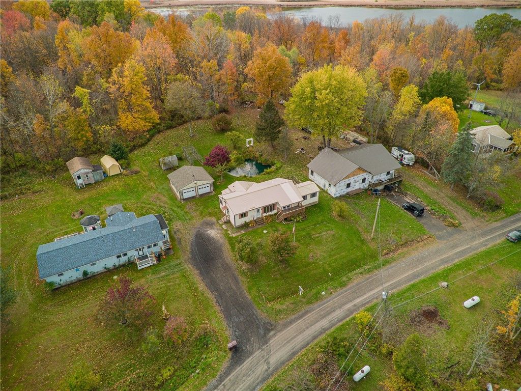 7639 Cardinal Road, Wolcott, NY 14590