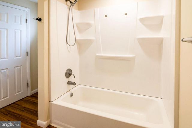 337 BUFFALO AVE, Egg Harbor City, NJ 08215