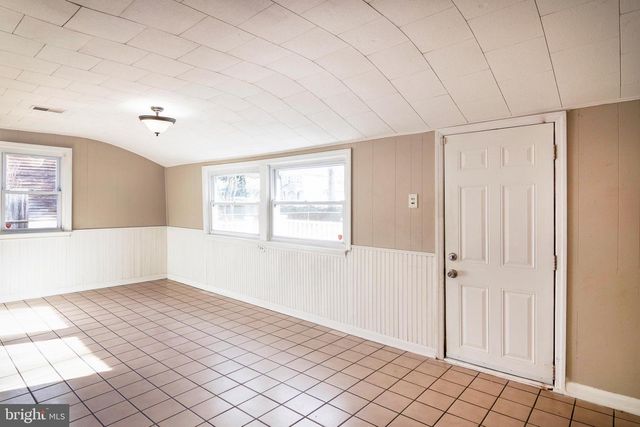 337 BUFFALO AVE, Egg Harbor City, NJ 08215