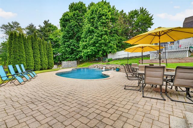 7 Gurran Drive, Stony Point, NY 10980