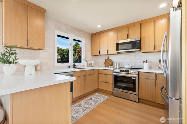 6807 57th Street NE, Marysville, WA 98270