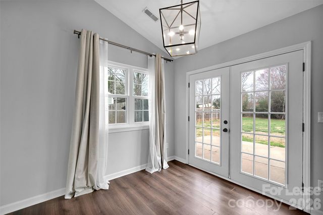 6724 Woodwedge Drive, Charlotte, NC 28227