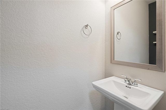 2115 Broadmoor AVE, Chesapeake, VA 23323