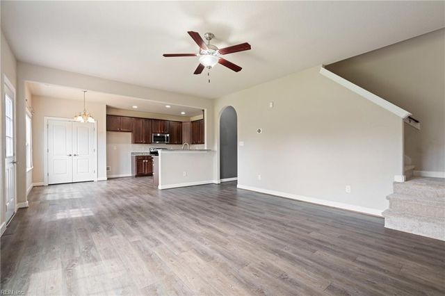 2115 Broadmoor AVE, Chesapeake, VA 23323