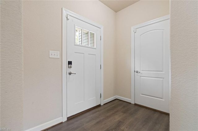 2115 Broadmoor AVE, Chesapeake, VA 23323