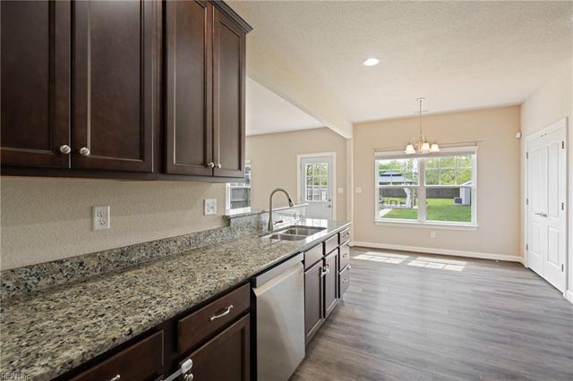 2115 Broadmoor AVE, Chesapeake, VA 23323