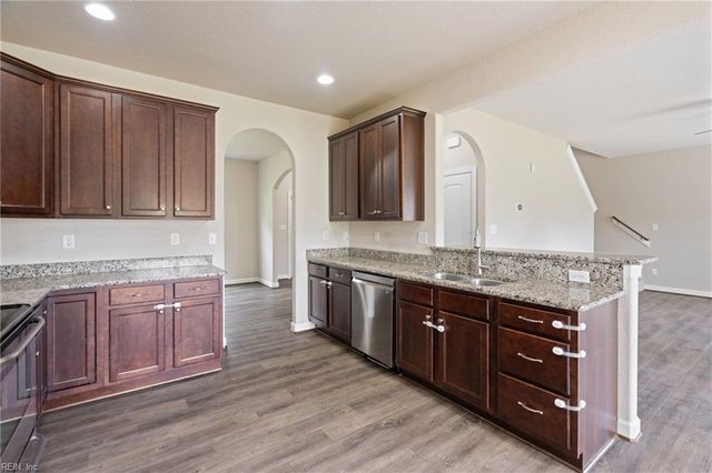 2115 Broadmoor AVE, Chesapeake, VA 23323