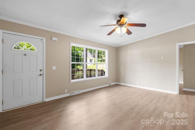 7 Wyatt Street, Asheville, NC 28803