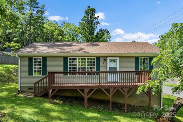 7 Wyatt Street, Asheville, NC 28803