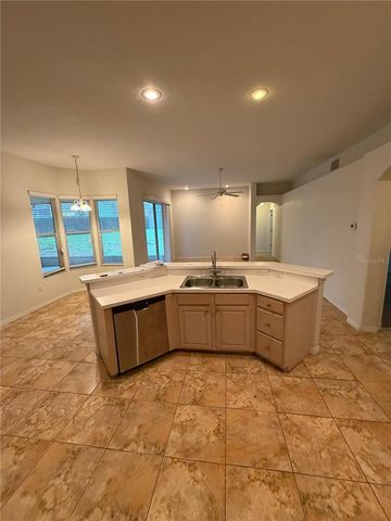 302 CRYSTAL GOBLET COURT, Valrico, FL 33594