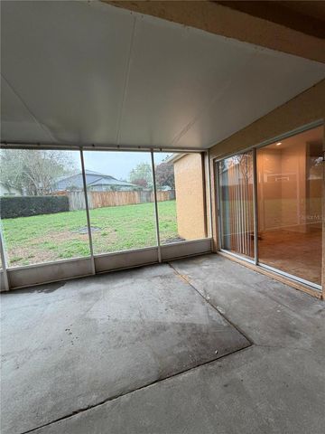 302 CRYSTAL GOBLET COURT, Valrico, FL 33594