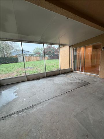 302 CRYSTAL GOBLET COURT, Valrico, FL 33594