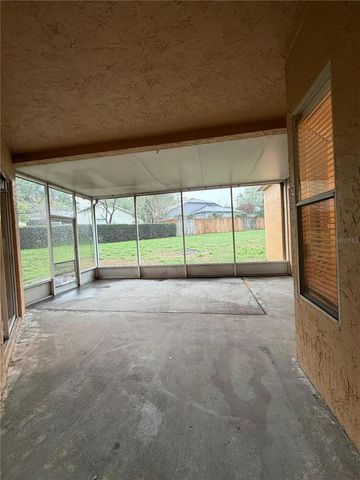 302 CRYSTAL GOBLET COURT, Valrico, FL 33594