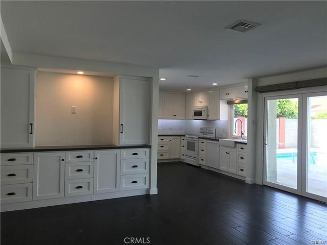 16070 Cache Street, Fountain Valley, CA 92708