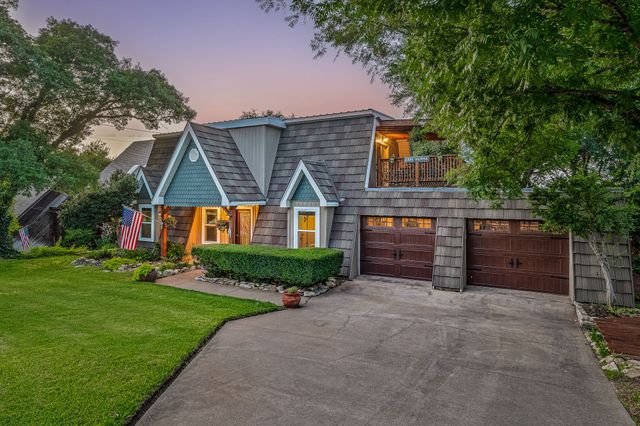 2412 Cedar Crest Drive, Granbury, TX 76048