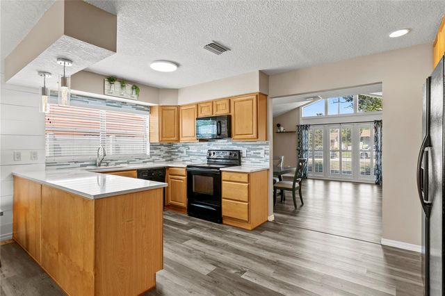 6404 HEATHER MOOR COURT, Tampa, FL 33634