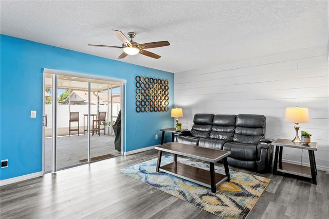 6404 HEATHER MOOR COURT, Tampa, FL 33634