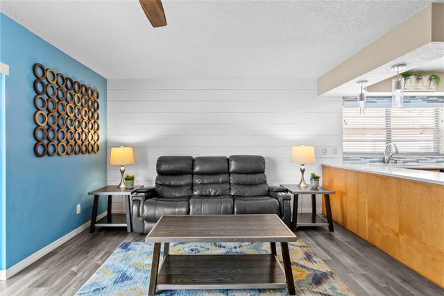 6404 HEATHER MOOR COURT, Tampa, FL 33634