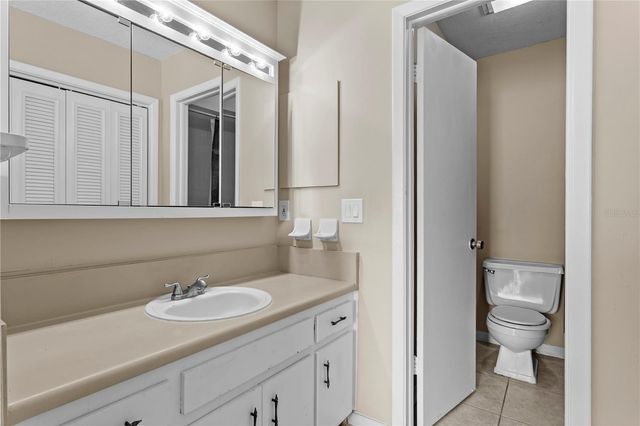 6404 HEATHER MOOR COURT, Tampa, FL 33634