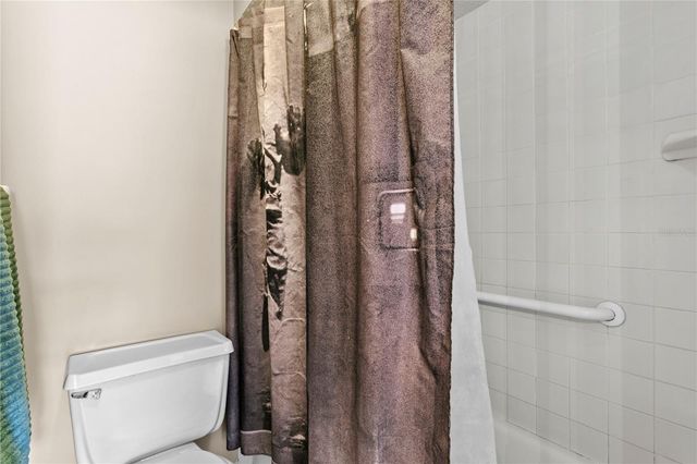 6404 HEATHER MOOR COURT, Tampa, FL 33634