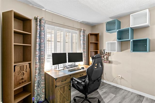 6404 HEATHER MOOR COURT, Tampa, FL 33634