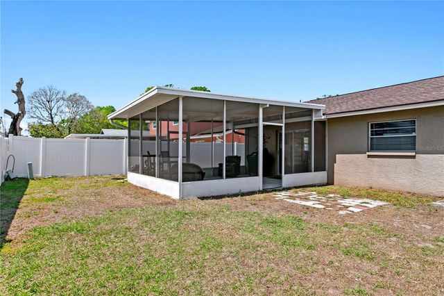 6404 HEATHER MOOR COURT, Tampa, FL 33634