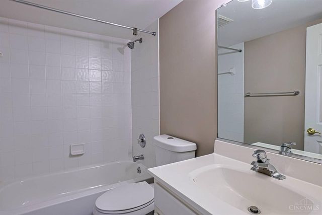 6946 West Haven Court, Deerfield Twp., OH 45040