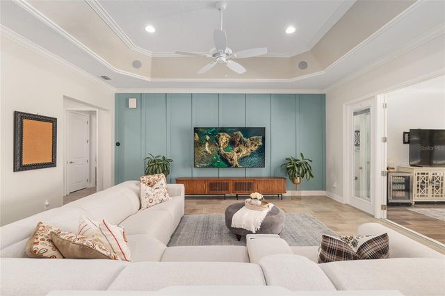 11207 ROZ WAY, Oxford, FL 34484