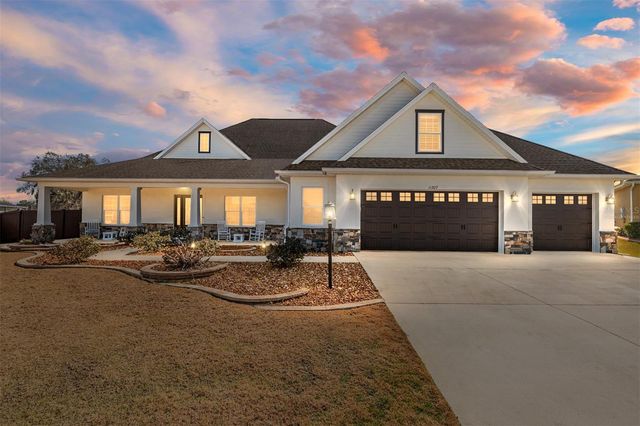 11207 ROZ WAY, Oxford, FL 34484