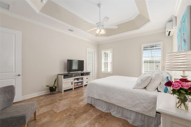 11207 ROZ WAY, Oxford, FL 34484