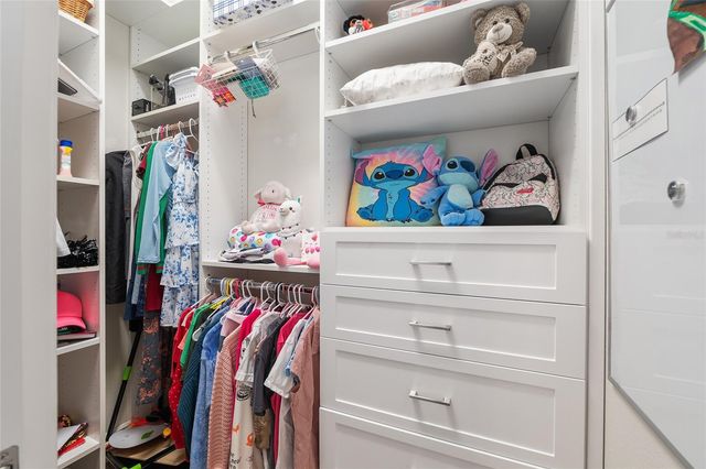 11207 ROZ WAY, Oxford, FL 34484