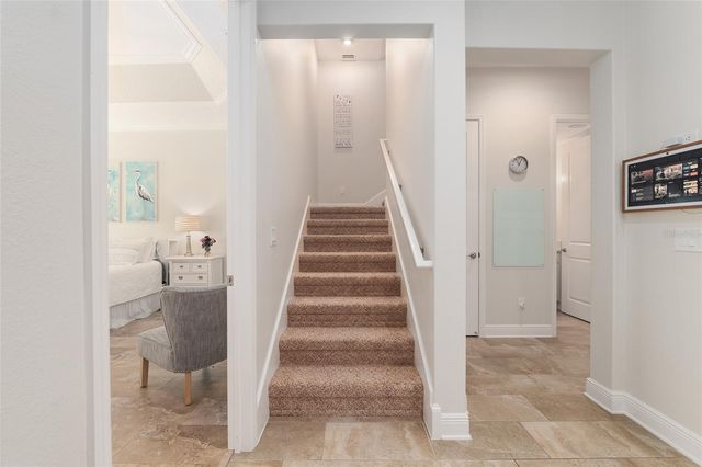 11207 ROZ WAY, Oxford, FL 34484