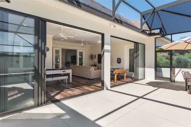 11207 ROZ WAY, Oxford, FL 34484